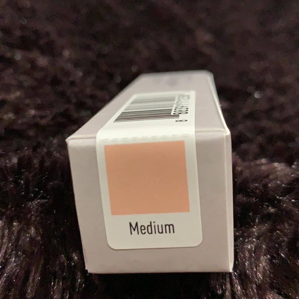 MALLY Ultimate Performance See The Light Concealer - Picture 3 of 4